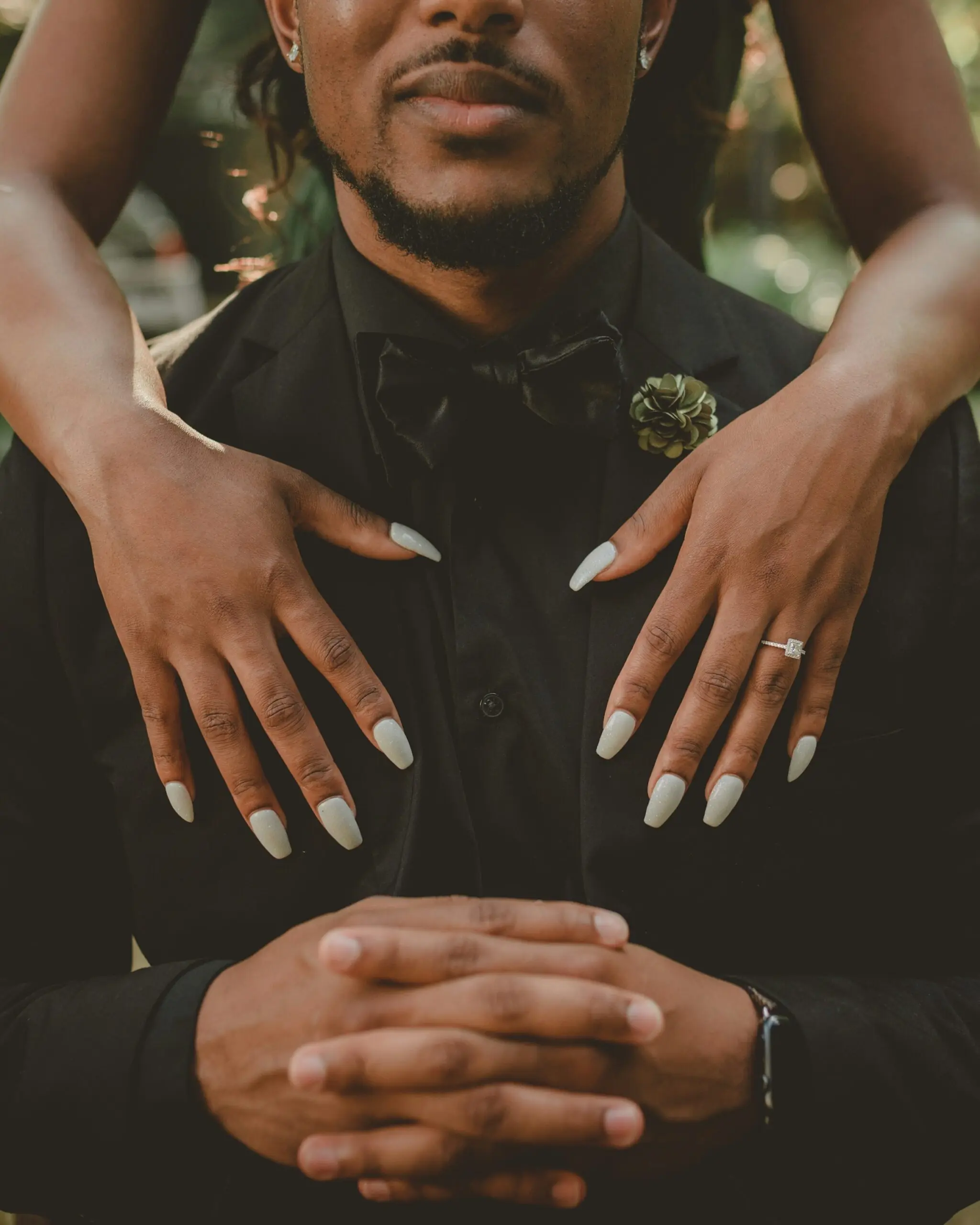 understand bpd awareness close up photo of couple understand bpd: top questions answers about borderline personality disorder to help loved ones understand bpd and spread bpd awareness
